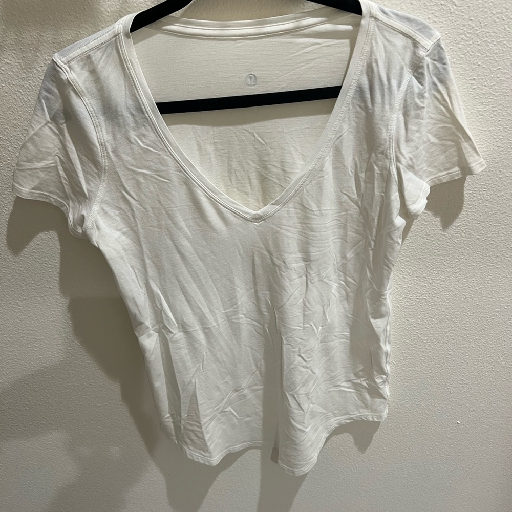 lululemon athletica White Short Sleeve V-Neck Tee